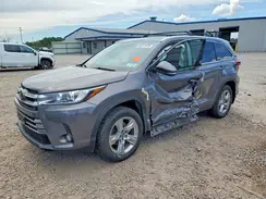 5TDDZRFH8JS833214 2018 TOYOTA HIGHLANDER