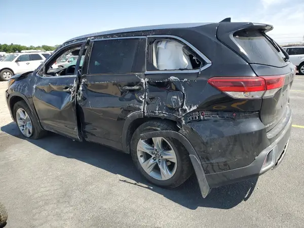 5TDDZRFH8JS840440 2018 TOYOTA HIGHLANDER - Image 2