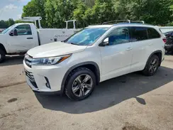 5TDDZRFH8JS854497 2018 TOYOTA HIGHLANDER