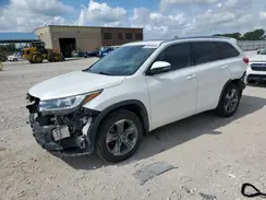 5TDDZRFH8JS857206 2018 TOYOTA HIGHLANDER