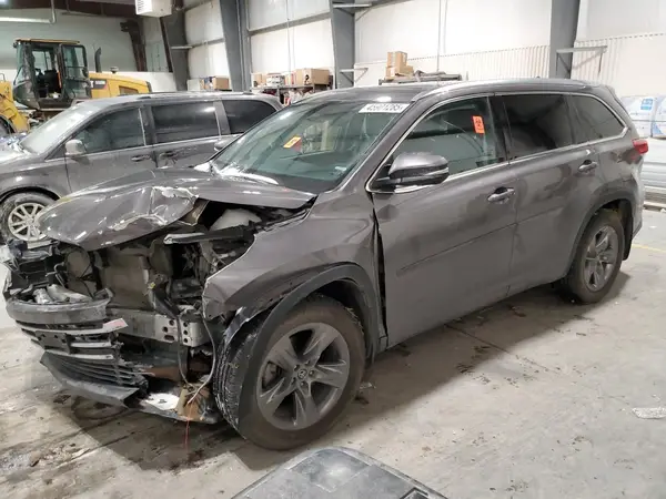 5TDDZRFH8JS861160 2018 TOYOTA HIGHLANDER - Image 1