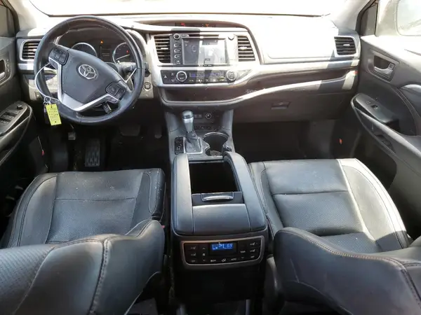 5TDDZRFH8JS907456 2018 TOYOTA HIGHLANDER - Image 8