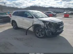 5TDDZRFH8JS909420 2018 TOYOTA HIGHLANDER