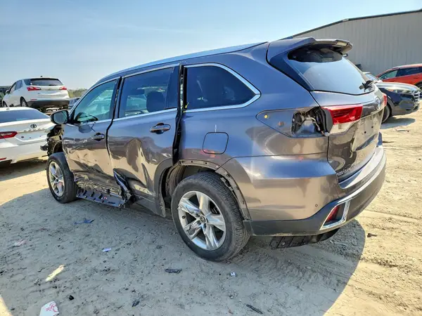 5TDDZRFH8JS911166 2018 TOYOTA HIGHLANDER - Image 2