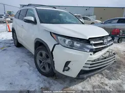 5TDDZRFH8KS700339 2019 TOYOTA HIGHLANDER