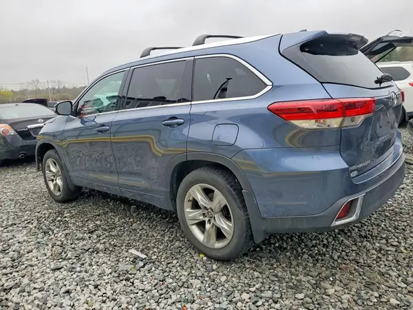 5TDDZRFH8KS715519 2019 TOYOTA HIGHLANDER - Image 2