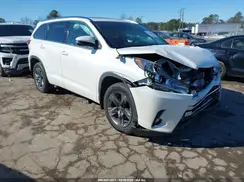 5TDDZRFH8KS736726 2019 TOYOTA HIGHLANDER