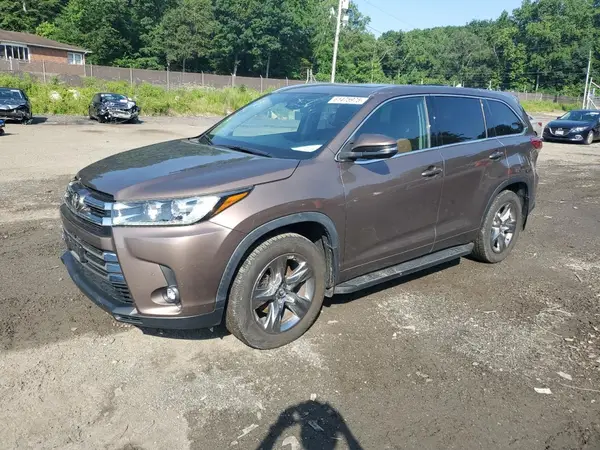 5TDDZRFH8KS738007 2019 TOYOTA HIGHLANDER - Image 1