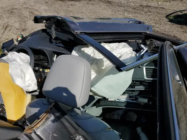 5TDDZRFH8KS747872 2019 TOYOTA HIGHLANDER - Image 8