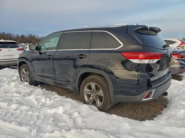 5TDDZRFH8KS936473 2019 TOYOTA HIGHLANDER - Image 2