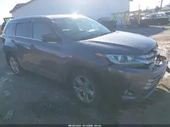 5TDDZRFH8KS942807 2019 TOYOTA HIGHLANDER