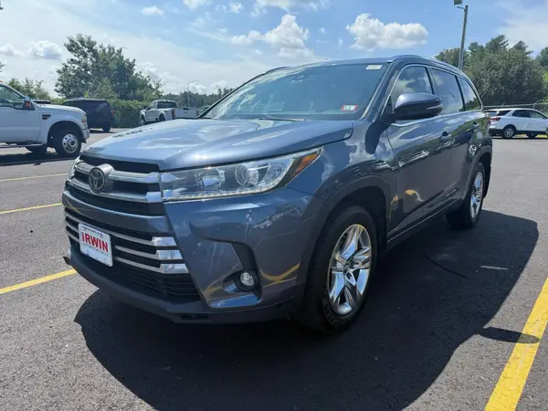 5TDDZRFH8KS949742 2019 TOYOTA HIGHLANDER - Image 2