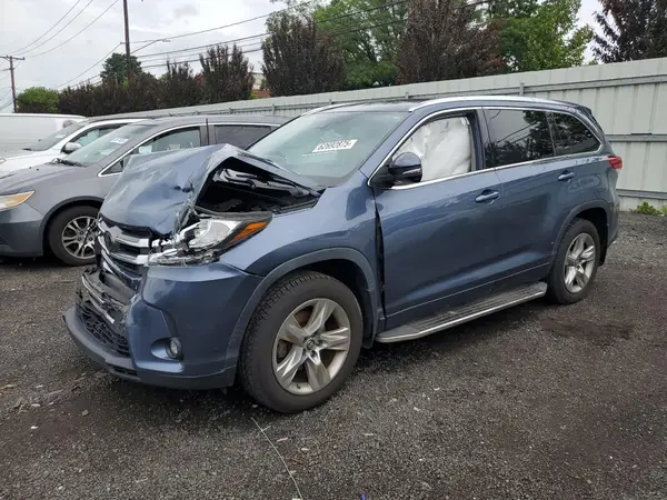 5TDDZRFH8KS964788 2019 TOYOTA HIGHLANDER - Image 1