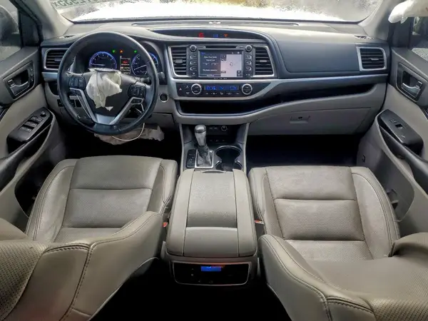 5TDDZRFH8KS977766 2019 TOYOTA HIGHLANDER - Image 8