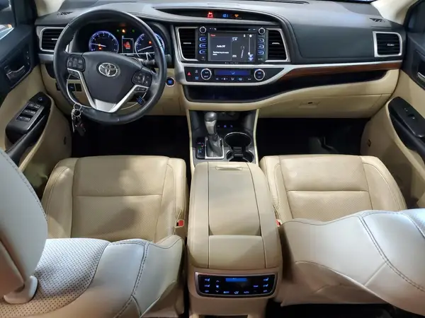 5TDDZRFH8KS984040 2019 TOYOTA HIGHLANDER - Image 8