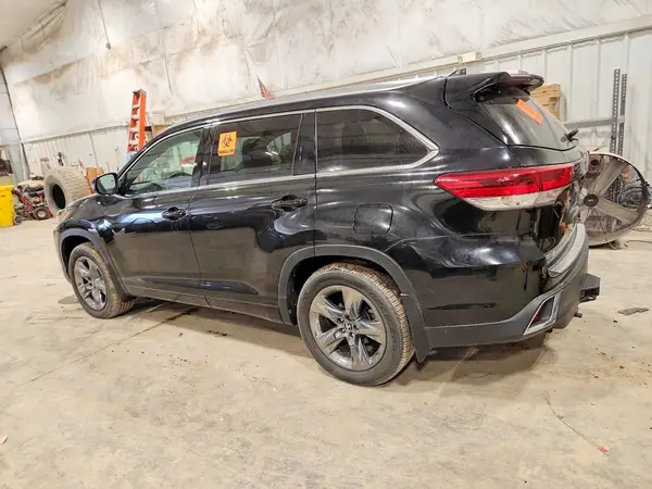 5TDDZRFH8KS998181 2019 TOYOTA HIGHLANDER - Image 2