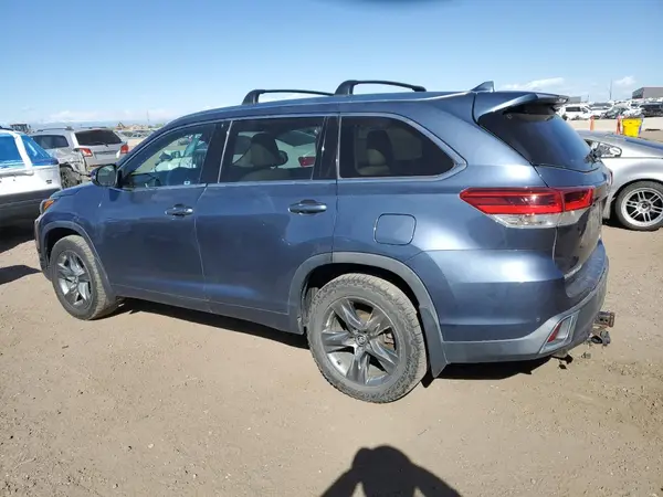 5TDDZRFH9HS363219 2017 TOYOTA HIGHLANDER - Image 2