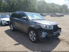 5TDDZRFH9HS377802 2017 TOYOTA HIGHLANDER