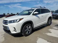 5TDDZRFH9HS380196 2017 TOYOTA HIGHLANDER