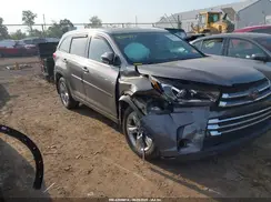5TDDZRFH9HS432619 2017 TOYOTA HIGHLANDER