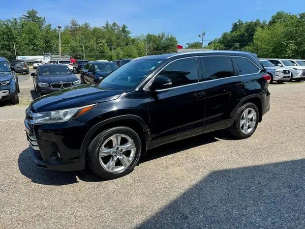 5TDDZRFH9HS465555 2017 TOYOTA HIGHLANDER - Image 2