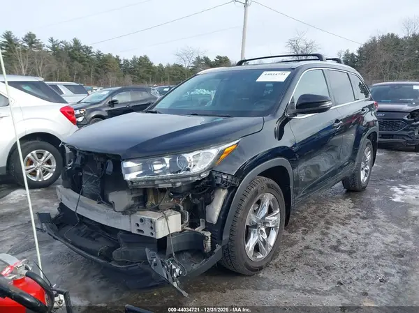 5TDDZRFH9HS483165 2017 TOYOTA HIGHLANDER - Image 2