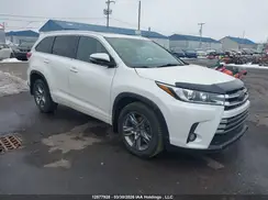 5TDDZRFH9HS483991 2017 TOYOTA HIGHLANDER