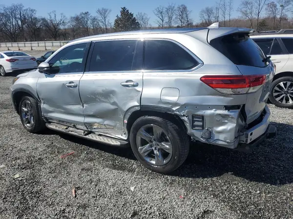 5TDDZRFH9KS714945 2019 TOYOTA HIGHLANDER - Image 2