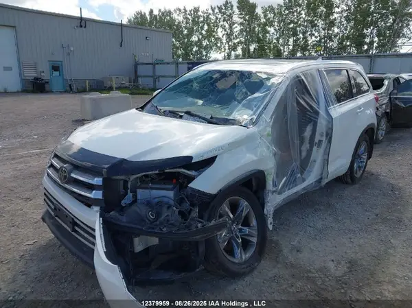 5TDDZRFH9KS947370 2019 TOYOTA HIGHLANDER - Image 2