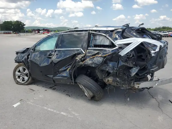 5TDDZRFH9KS950690 2019 TOYOTA HIGHLANDER - Image 2