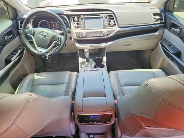 5TDDZRFH9KS962385 2019 TOYOTA HIGHLANDER - Image 8