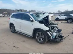 5TDDZRFH9KS975105 2019 TOYOTA HIGHLANDER
