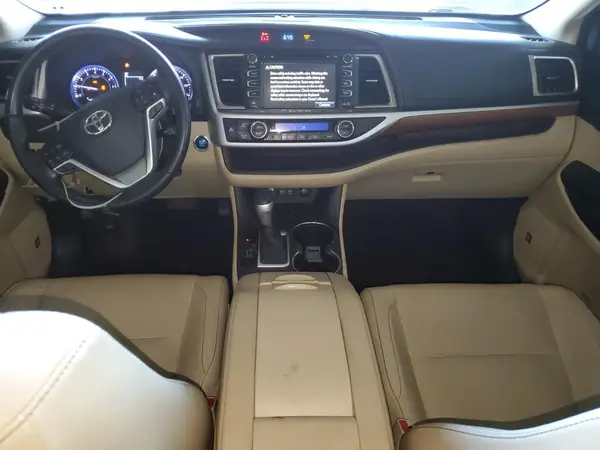 5TDDZRFH9KS990414 2019 TOYOTA HIGHLANDER - Image 8