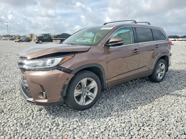 5TDDZRFHXHS378358 2017 TOYOTA HIGHLANDER - Image 1