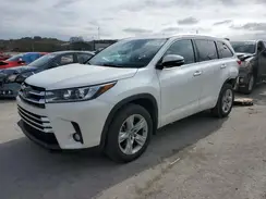 5TDDZRFHXHS381695 2017 TOYOTA HIGHLANDER