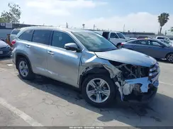 5TDDZRFHXHS404019 2017 TOYOTA HIGHLANDER