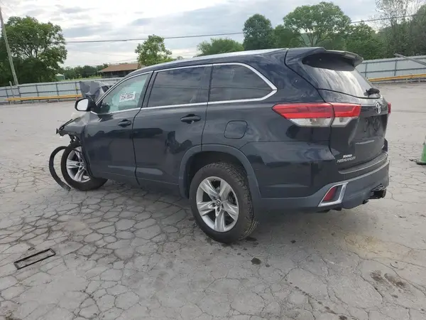 5TDDZRFHXHS406921 2017 TOYOTA HIGHLANDER - Image 2