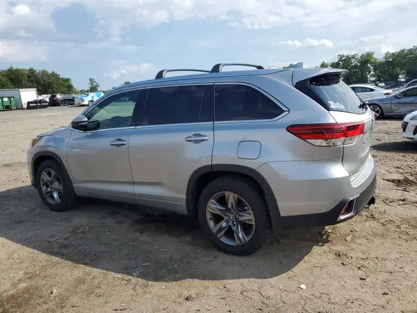 5TDDZRFHXHS423542 2017 TOYOTA HIGHLANDER - Image 2