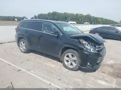 5TDDZRFHXHS452393 2017 TOYOTA HIGHLANDER