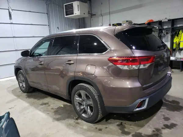 5TDDZRFHXHS453463 2017 TOYOTA HIGHLANDER - Image 2