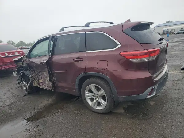 5TDDZRFHXHS466259 2017 TOYOTA HIGHLANDER - Image 2