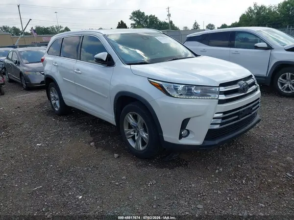 5TDDZRFHXJS485299 2018 TOYOTA HIGHLANDER - Image 1