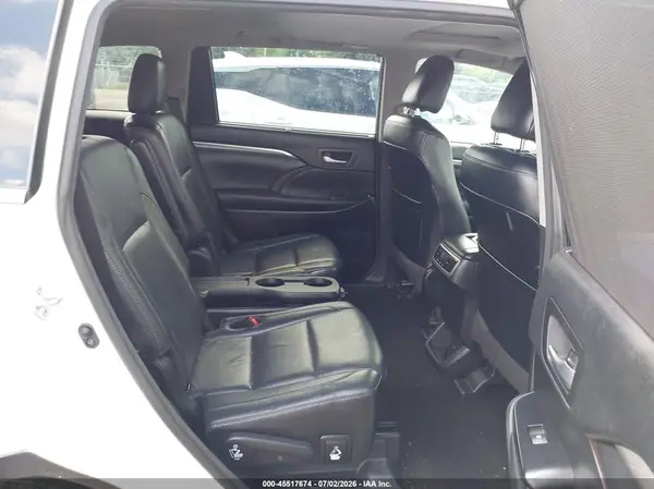 5TDDZRFHXJS485299 2018 TOYOTA HIGHLANDER - Image 8