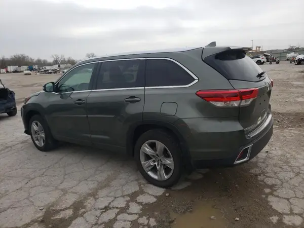 5TDDZRFHXJS496299 2018 TOYOTA HIGHLANDER - Image 2