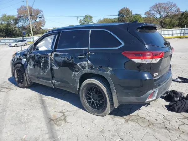 5TDDZRFHXJS847146 2018 TOYOTA HIGHLANDER - Image 2