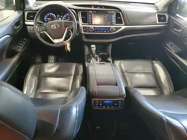 5TDDZRFHXJS876405 2018 TOYOTA HIGHLANDER - Image 8