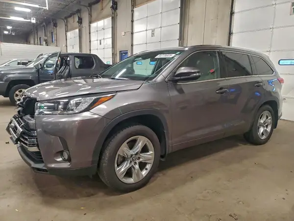 5TDDZRFHXJS907846 2018 TOYOTA HIGHLANDER - Image 1