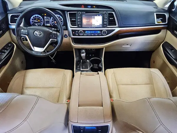 5TDDZRFHXKS706451 2019 TOYOTA HIGHLANDER - Image 8