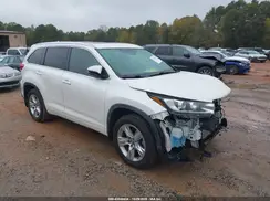 5TDDZRFHXKS712203 2019 TOYOTA HIGHLANDER