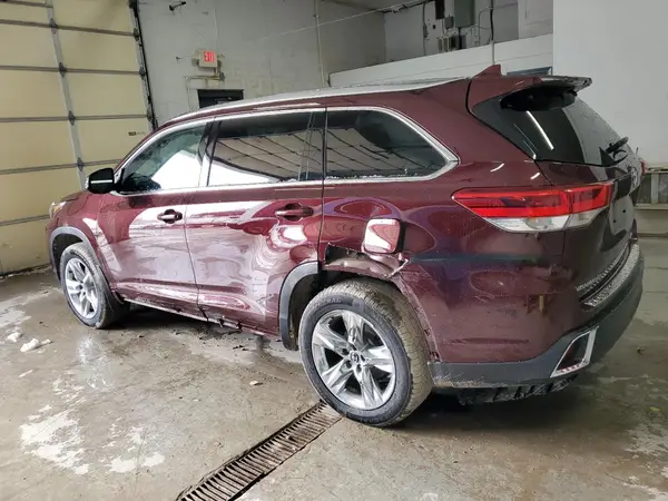 5TDDZRFHXKS714937 2019 TOYOTA HIGHLANDER - Image 2